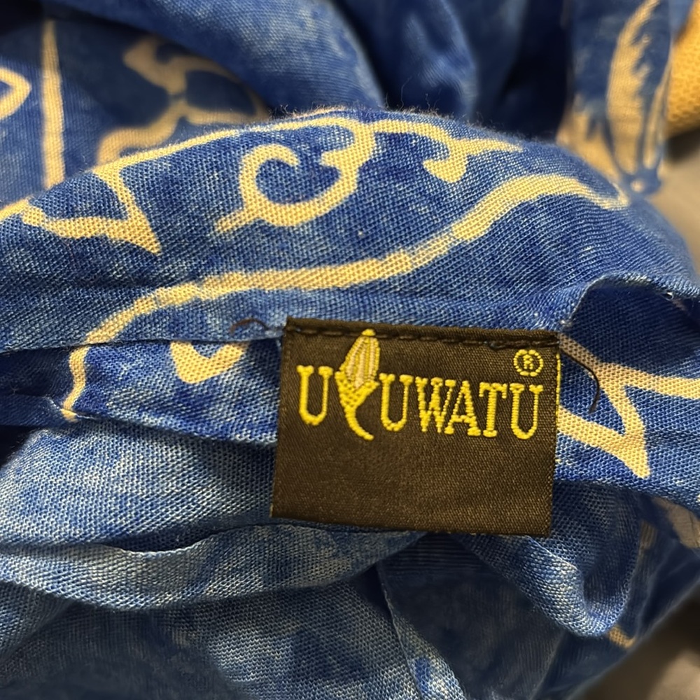 Uluwatu Tropical Print Sarong - Picture 4 of 5
